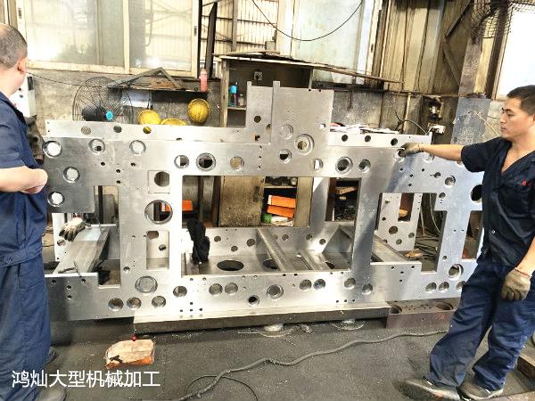 東莞大型機械加工過程中如何提高導軌運動性能？